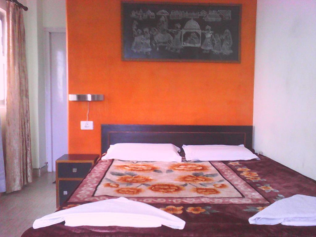 Leela Guest House Варанаси Екстериор снимка