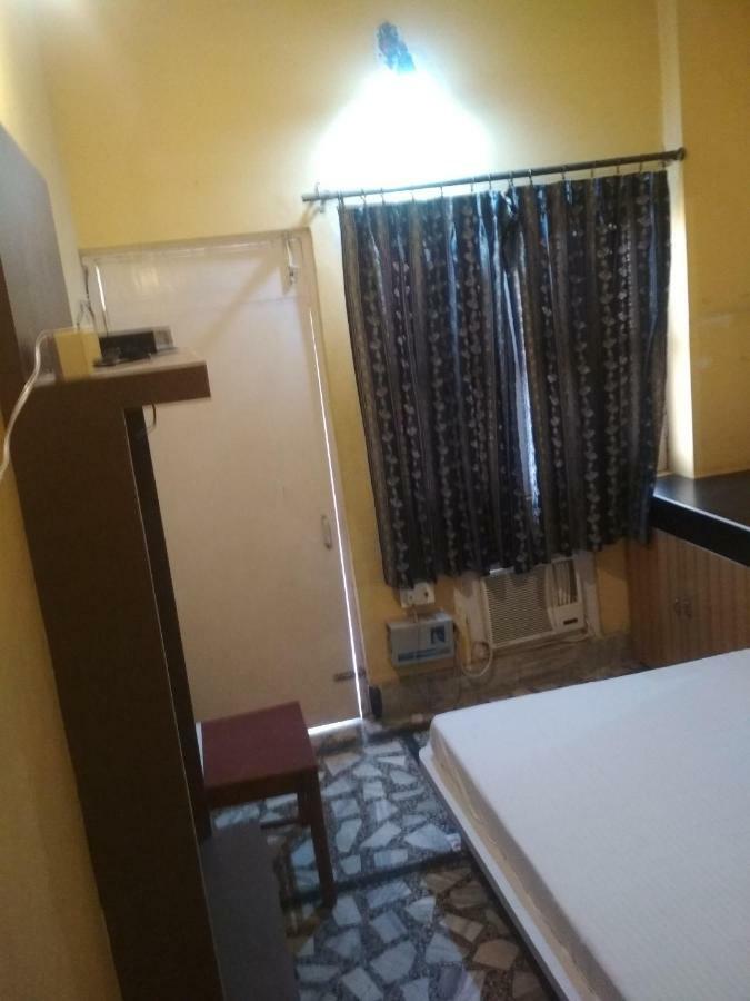 Leela Guest House Варанаси Екстериор снимка